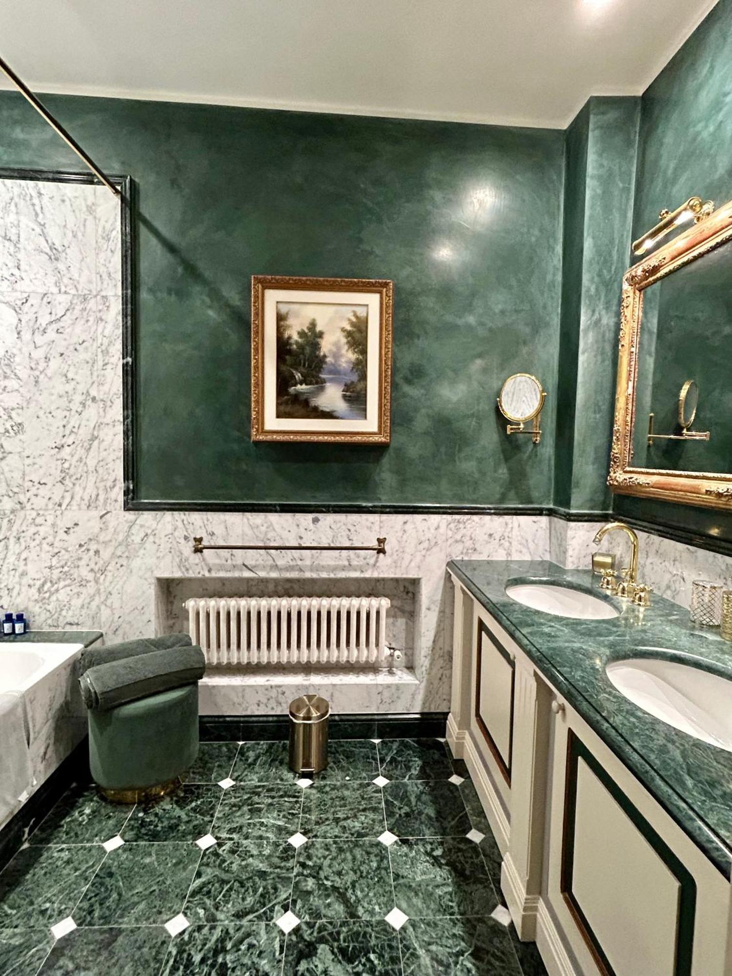Domus Tua Bed & Breakfast Modena Bagian luar foto